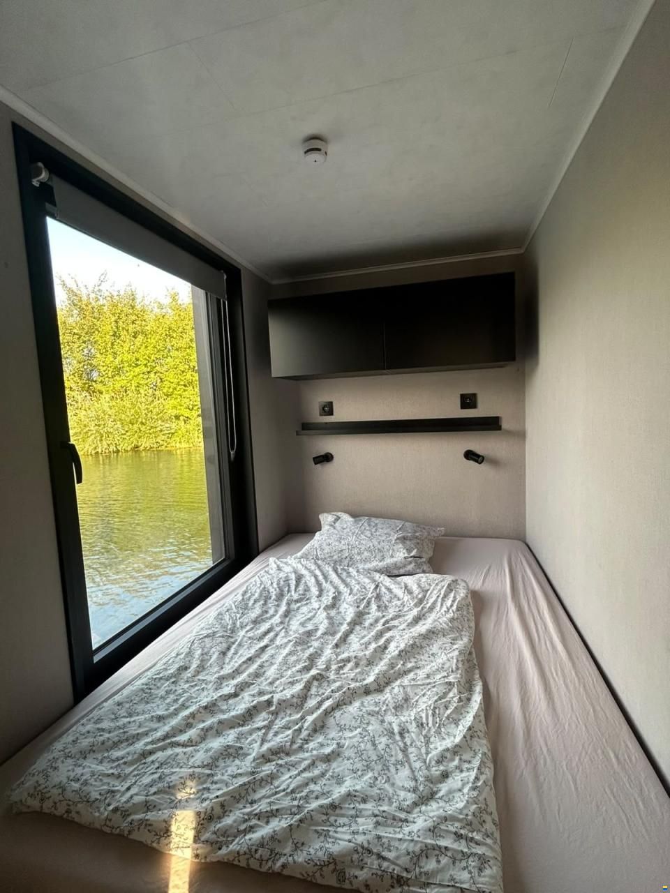 Lakelife Houseboat One Off XL PLUS