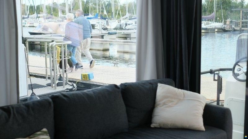 Lakelife Houseboat One Off XL PLUS