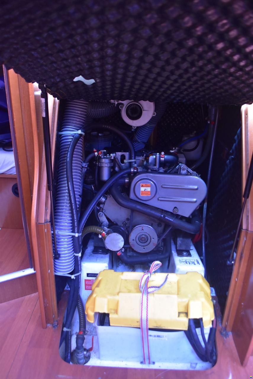 Beneteau Oceanis 37