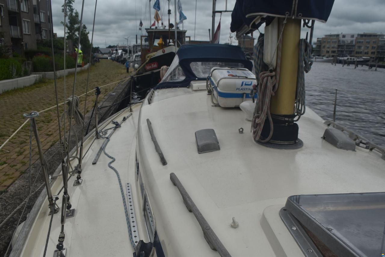 Frans Maas Raider 35