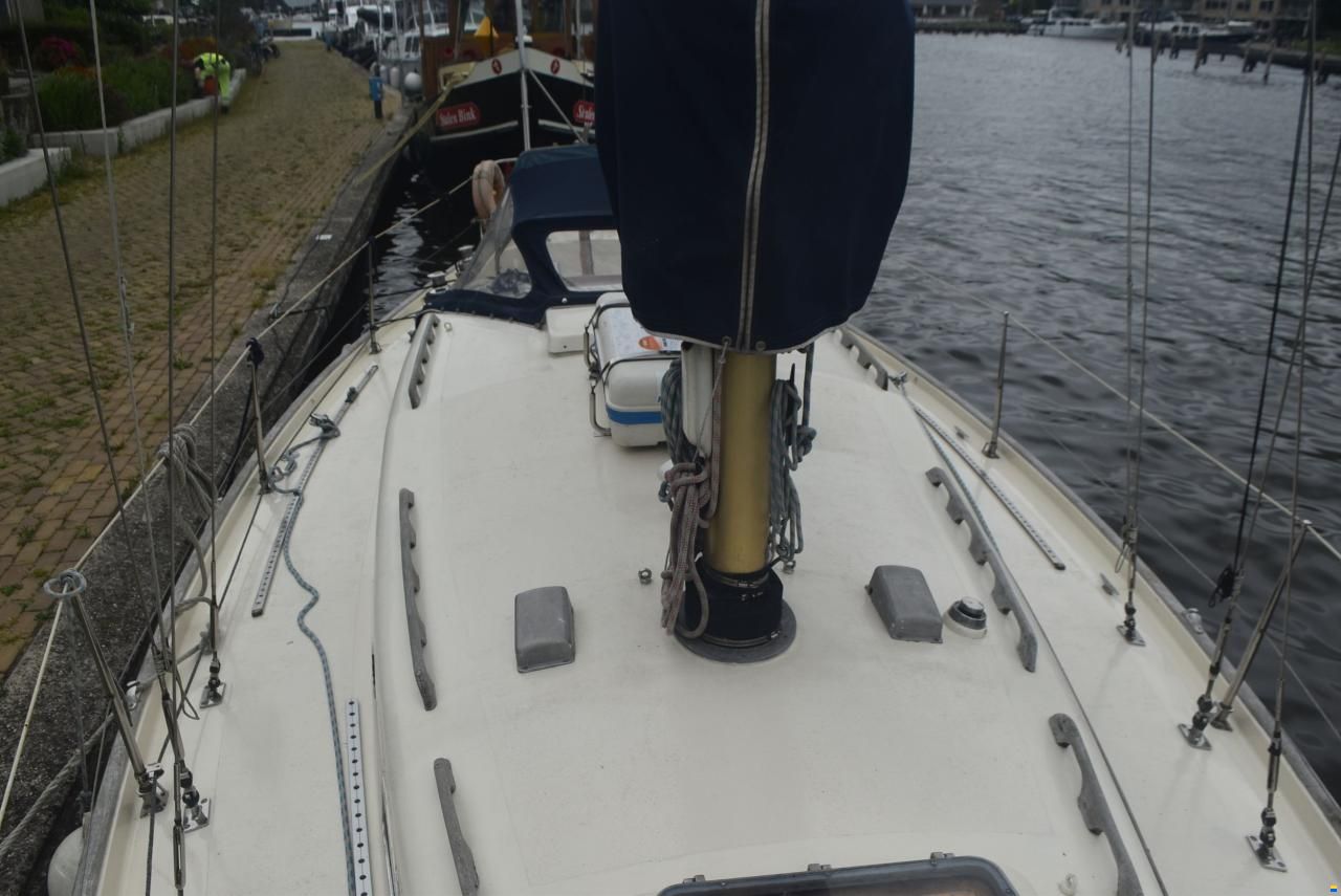 Frans Maas Raider 35