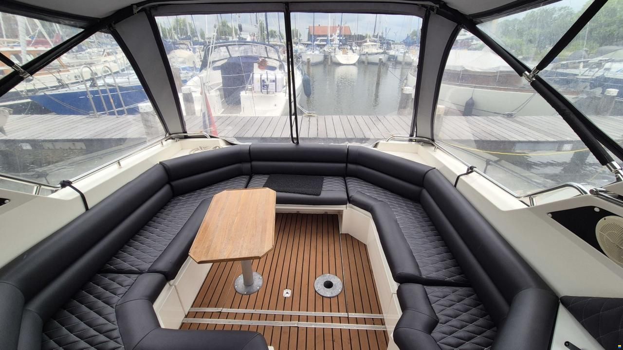 Sunseeker 38 Martinique
