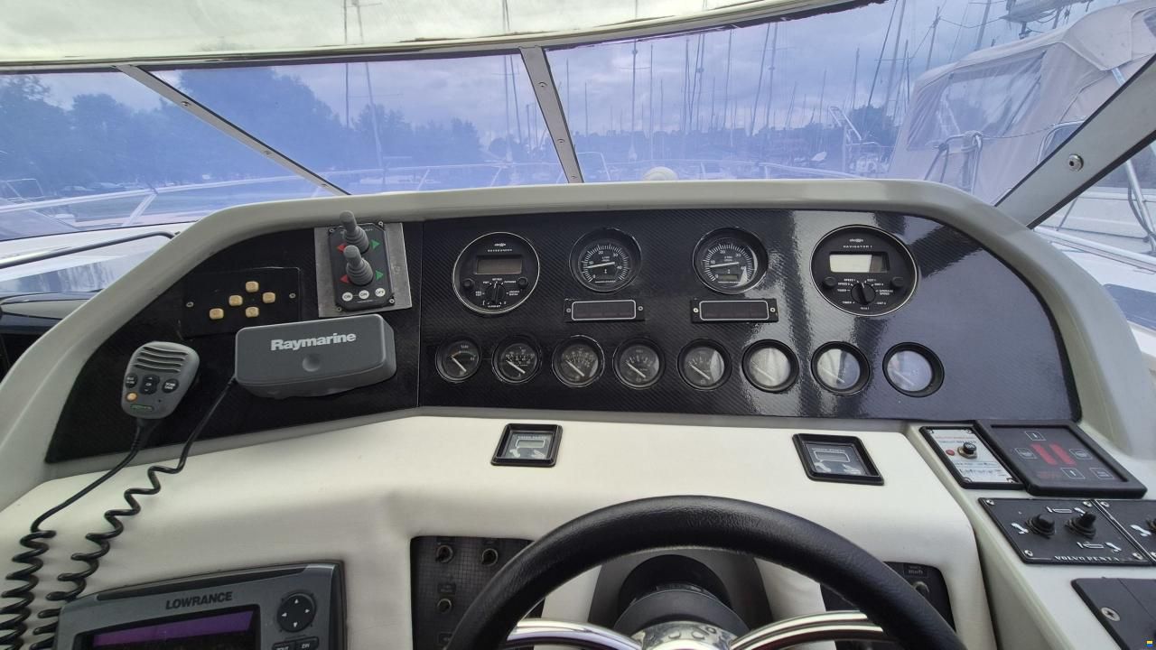 Sunseeker 38 Martinique