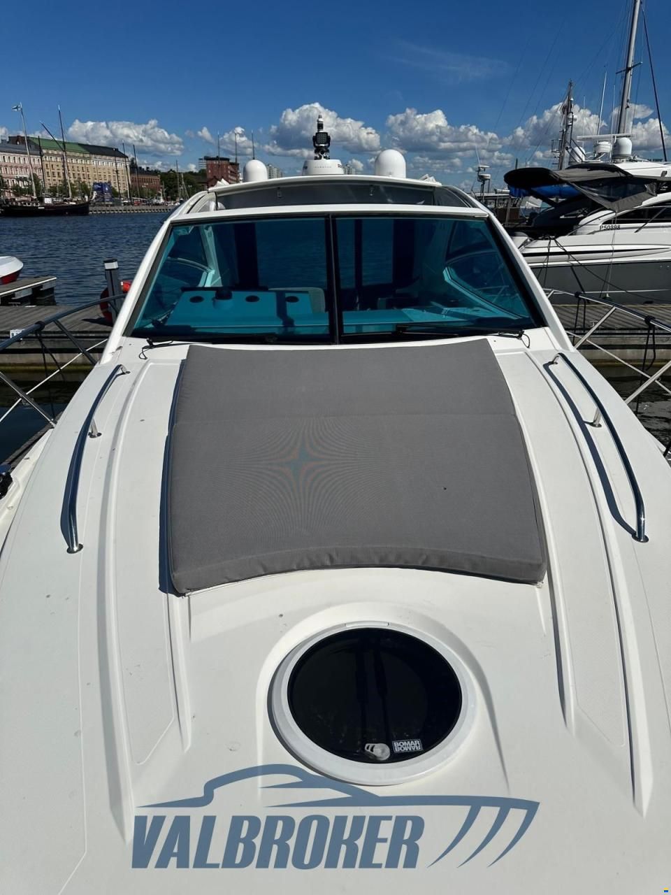 Sealine SC 38
