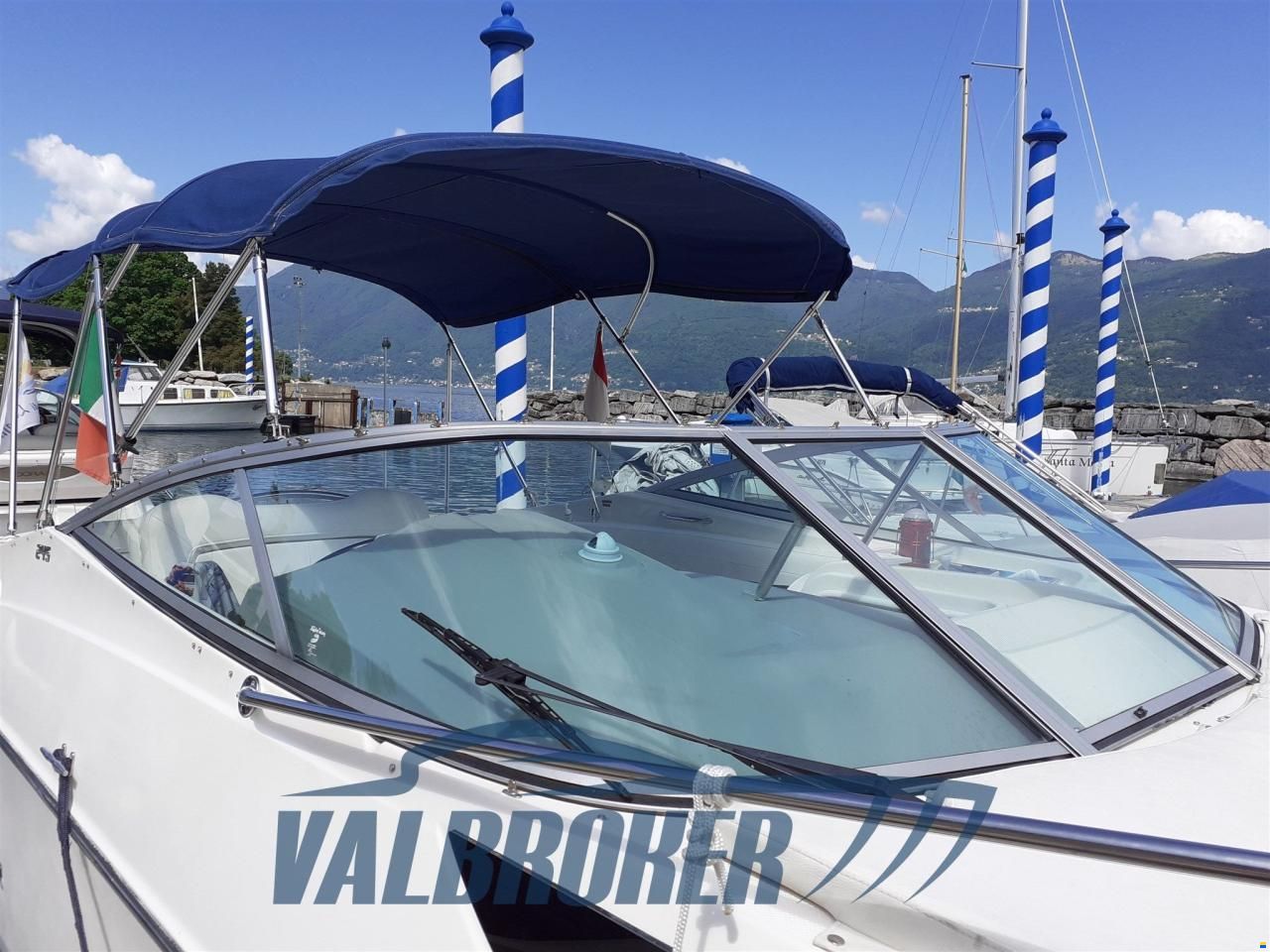 Bayliner 245