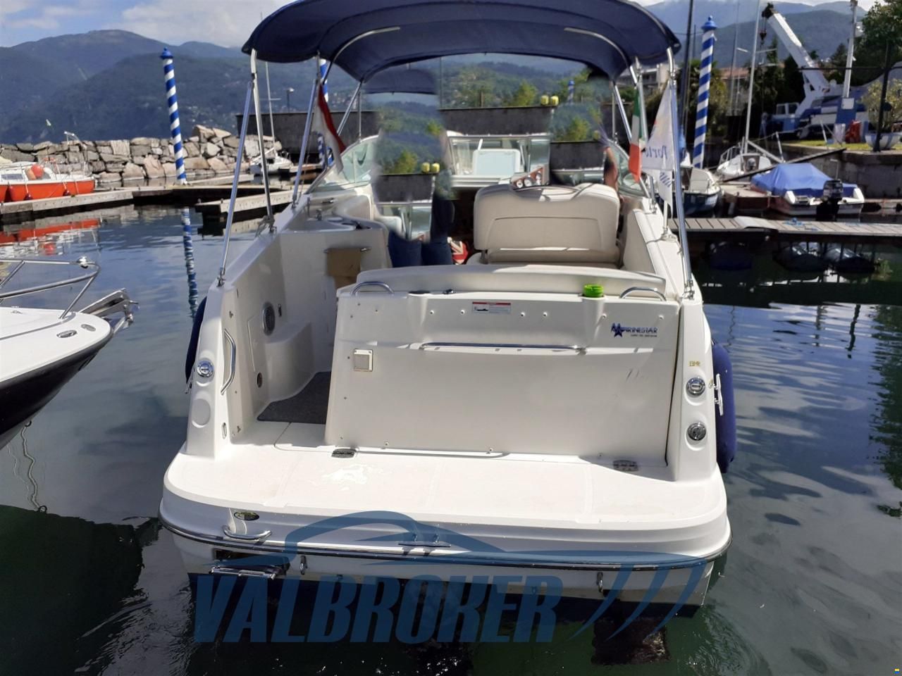 Bayliner 245