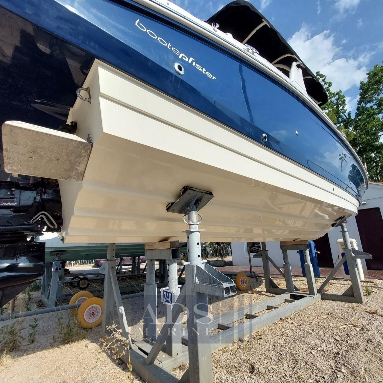 Sea Ray 270 SDX