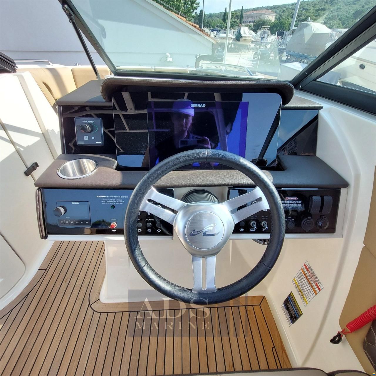 Sea Ray 270 SDX