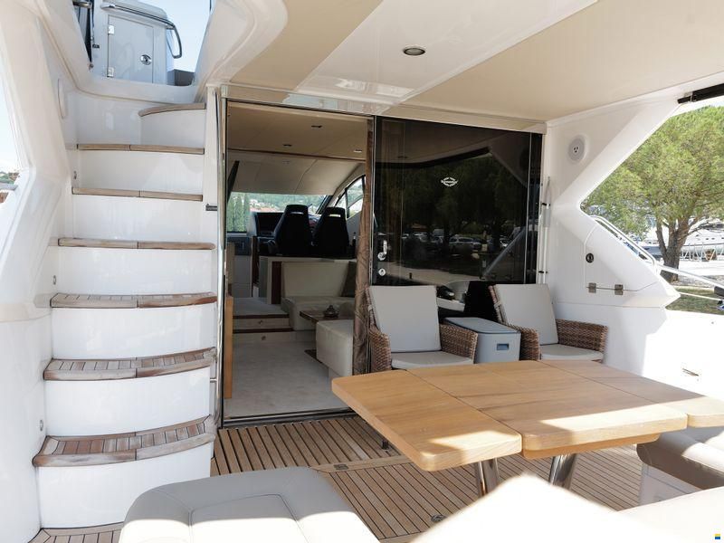 Sunseeker Manhattan 53