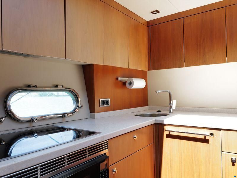 Sunseeker Manhattan 53