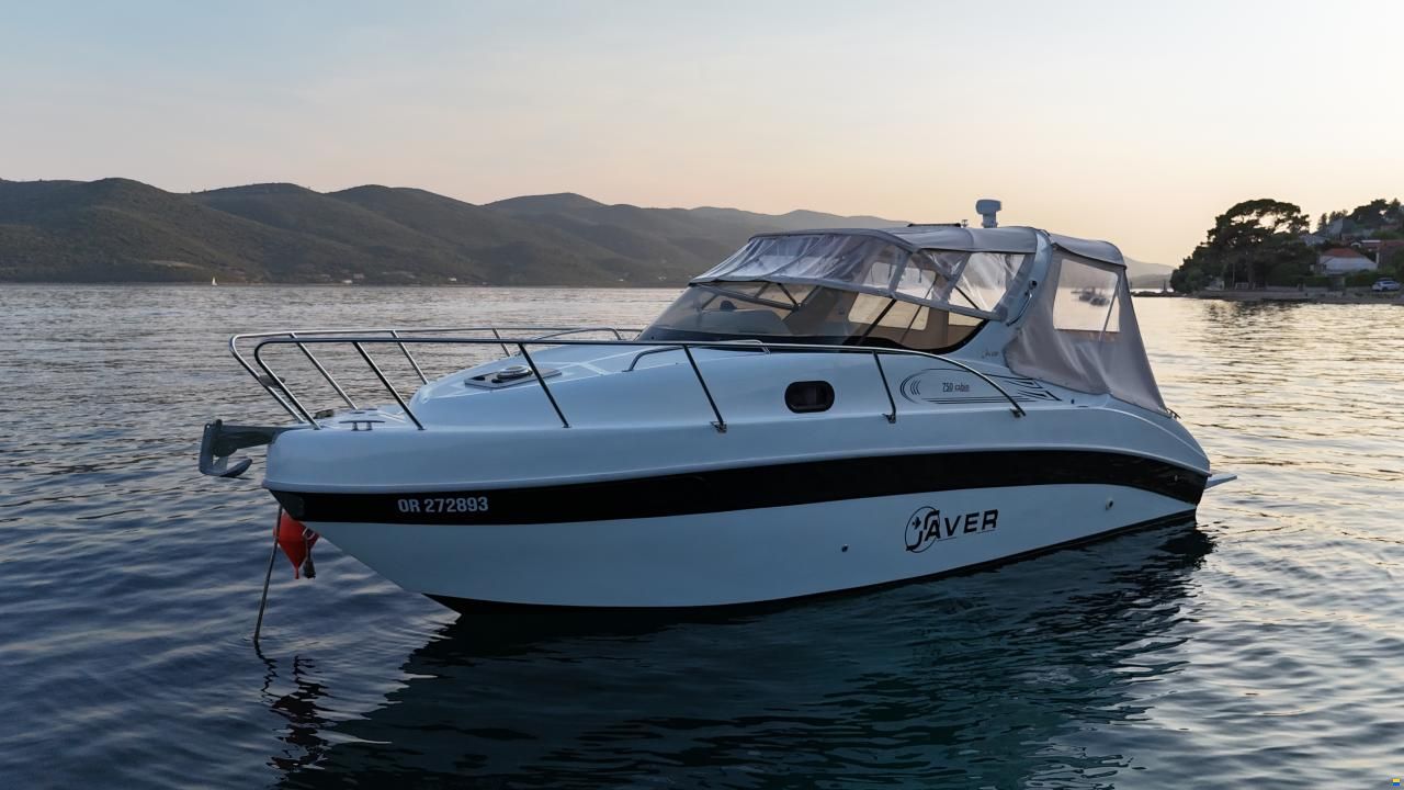 Saver 750 Cabin