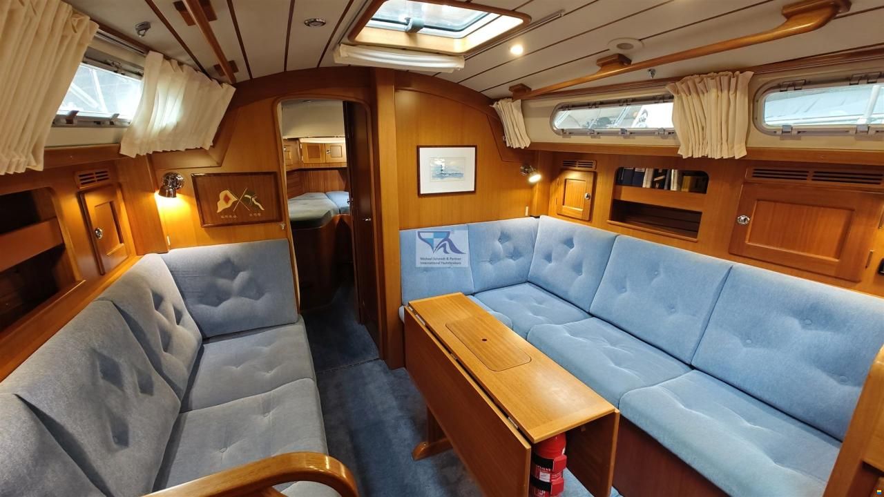 Hallberg-Rassy Hallberg Rassy 37