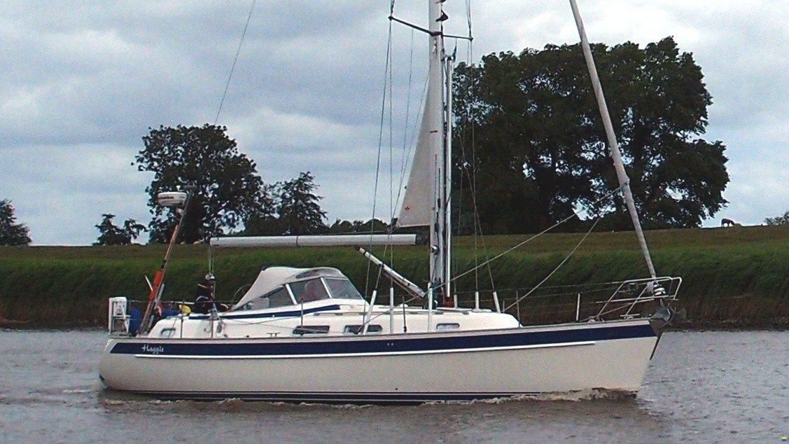 Hallberg-Rassy Hallberg Rassy 37
