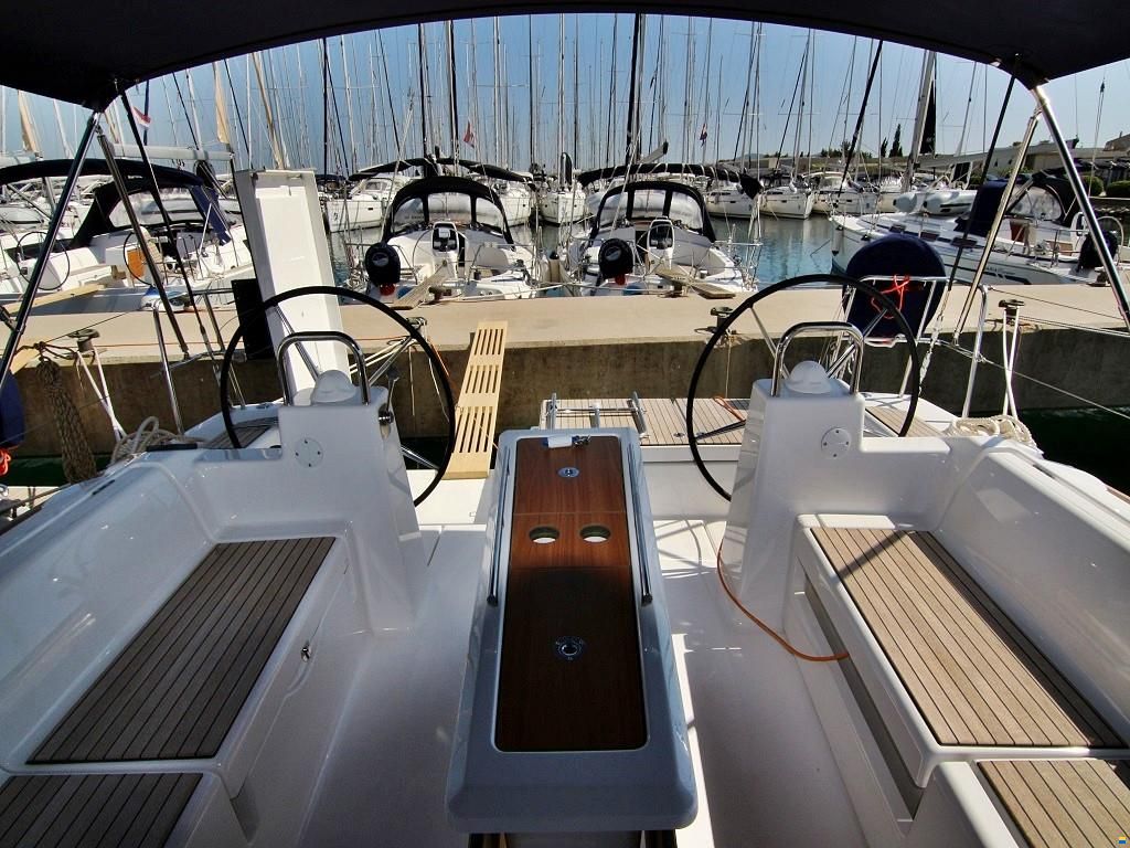 Dufour 460 GRAND LARGE