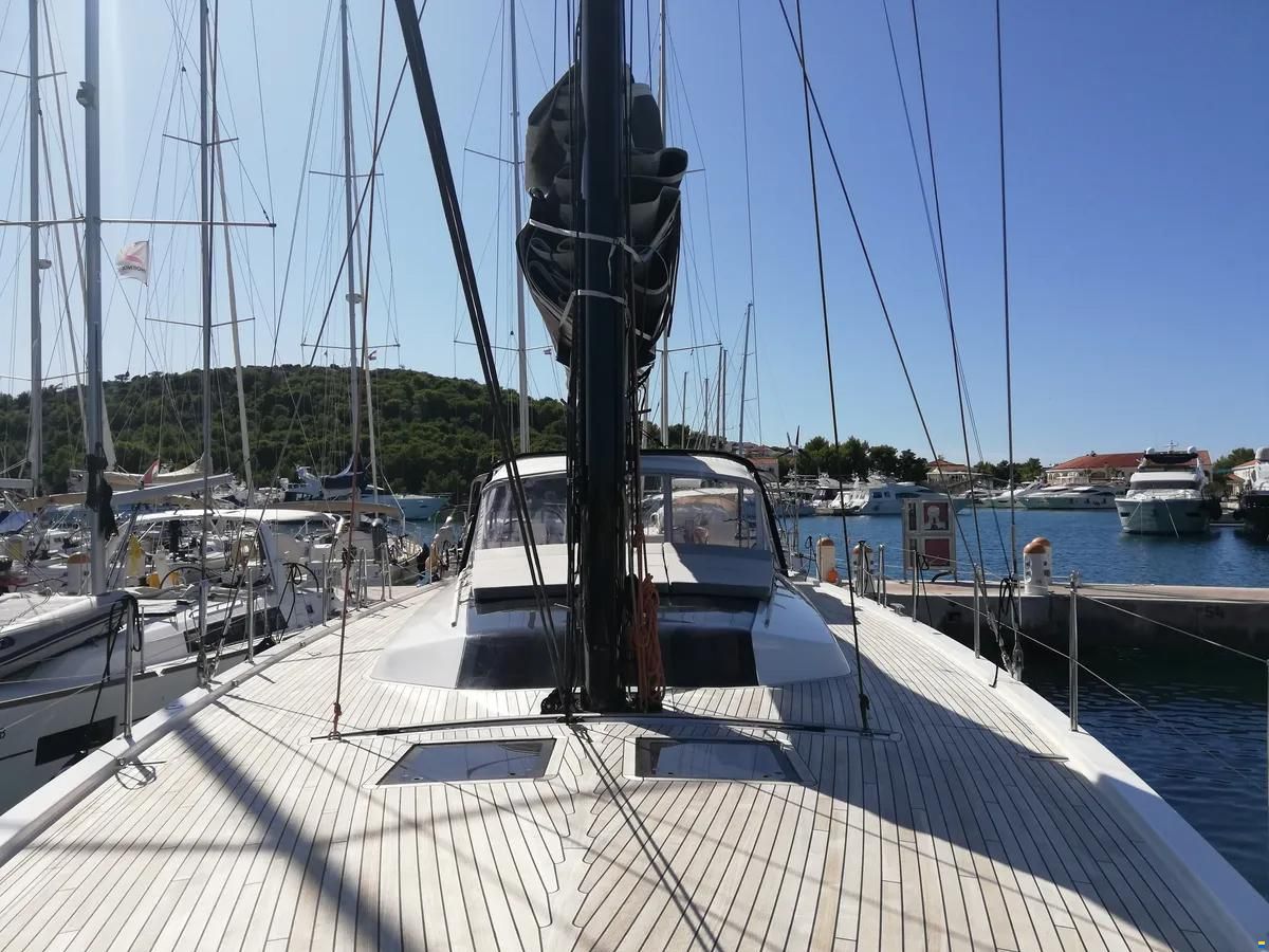 Dufour 63 Exclusive