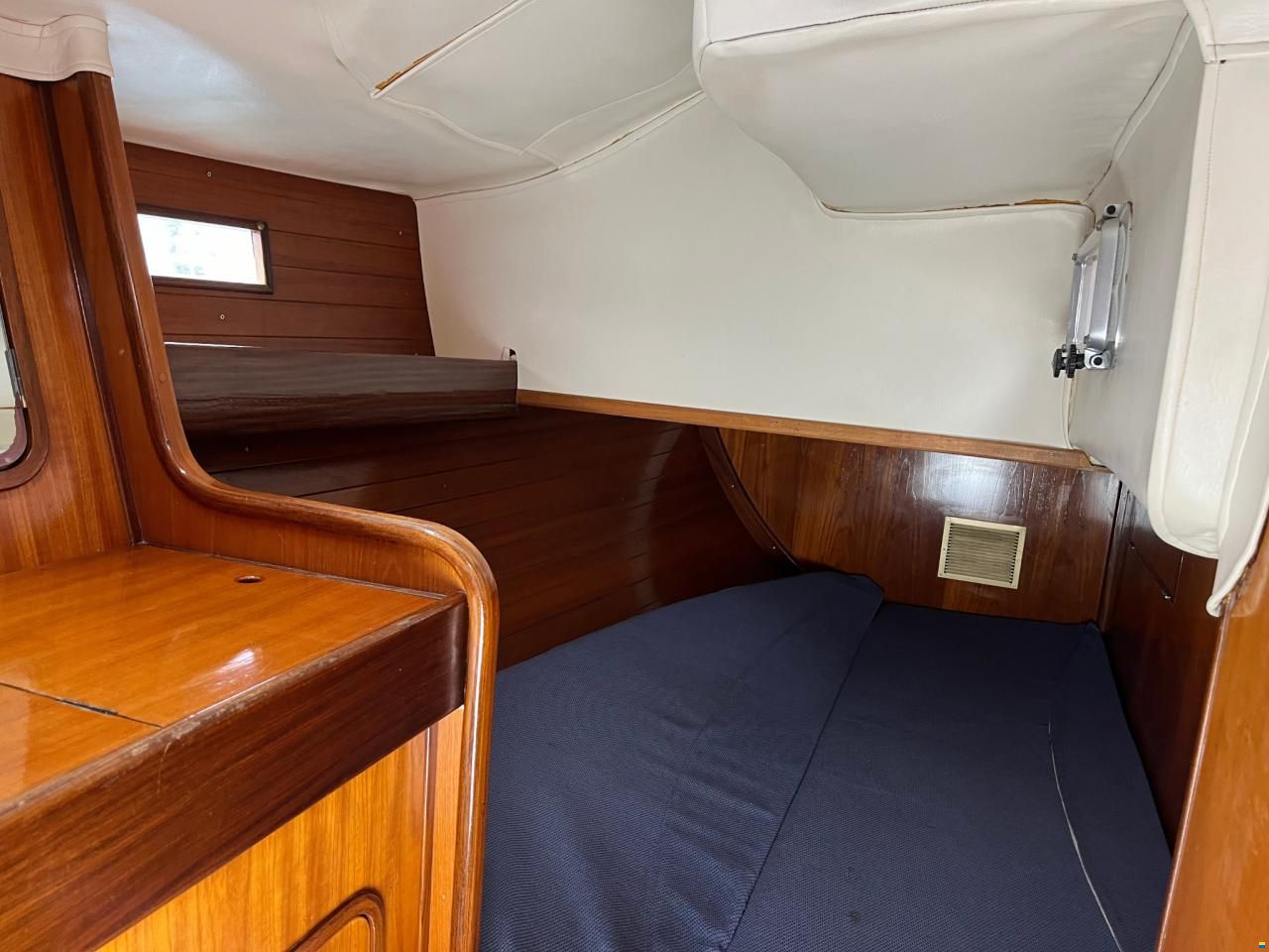 Beneteau Oceanis 430