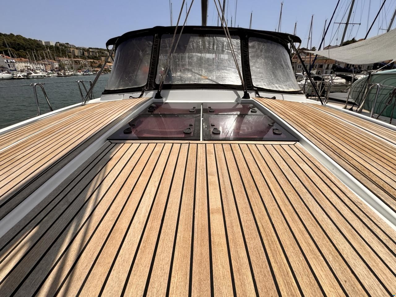 Jeanneau 57