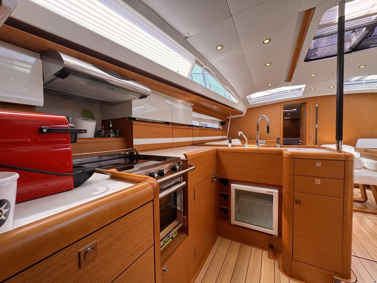 Jeanneau 57