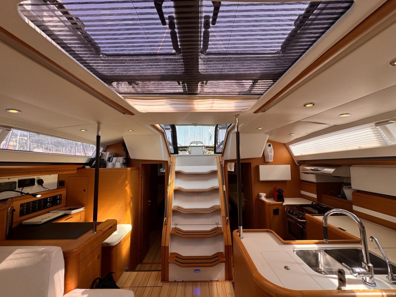 Jeanneau 57