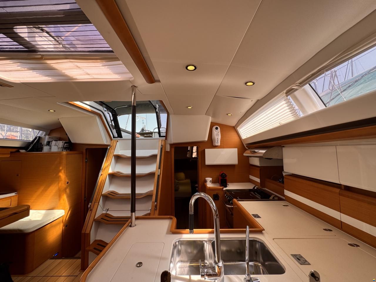 Jeanneau 57
