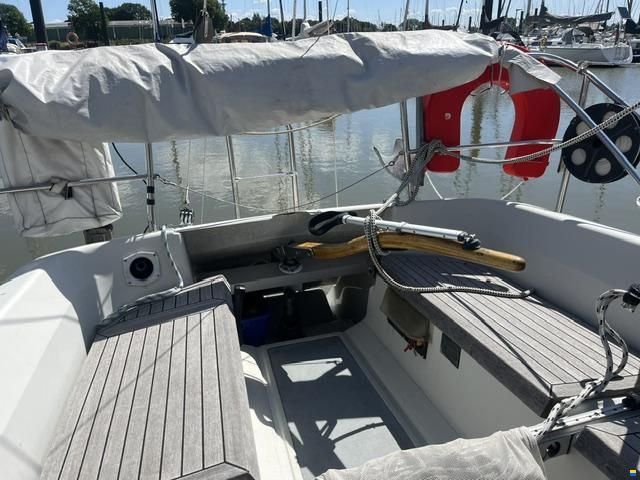 Dehler 32