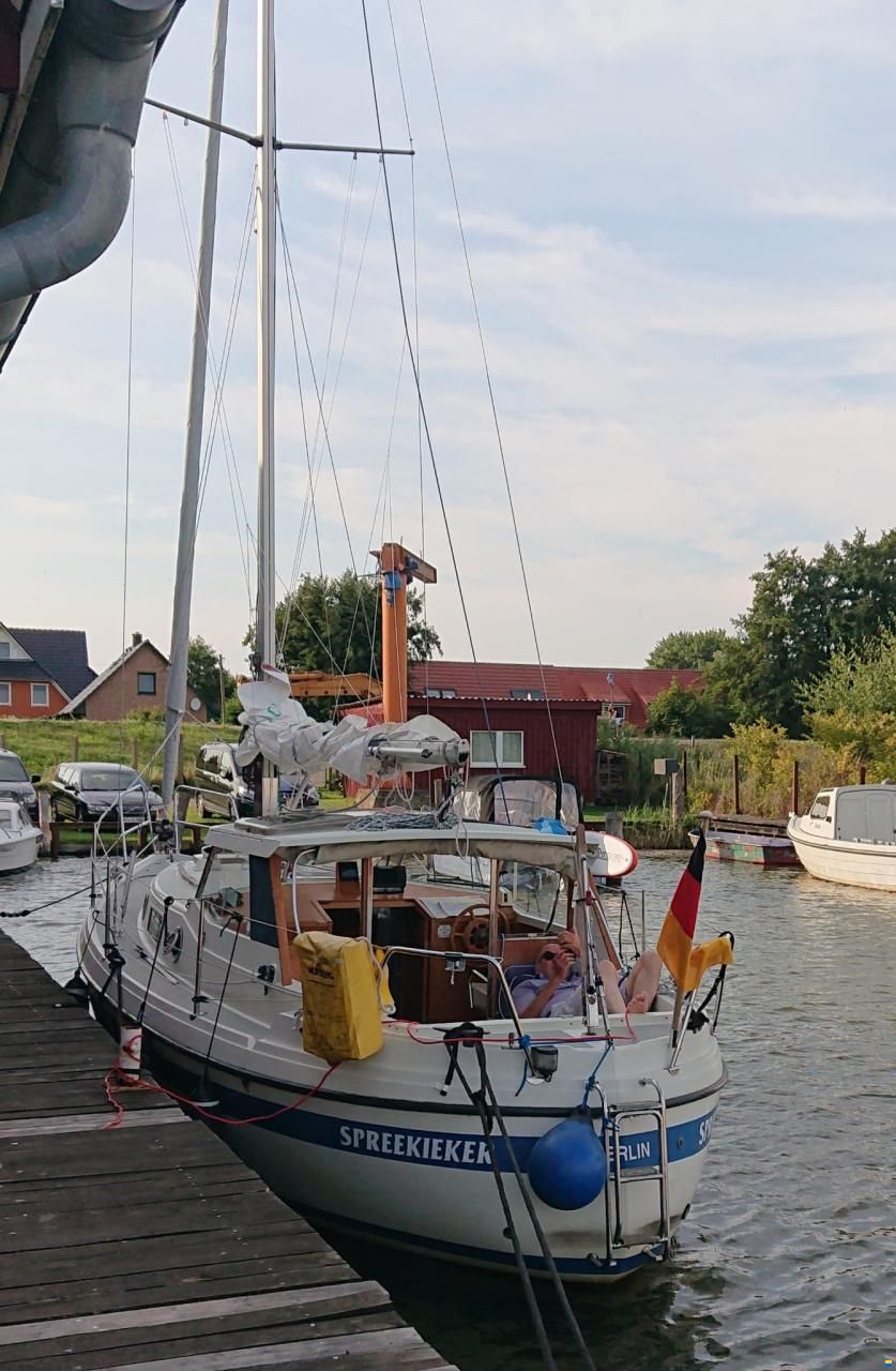 LM 28