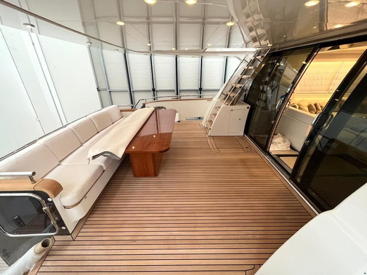 Van der Valk 85