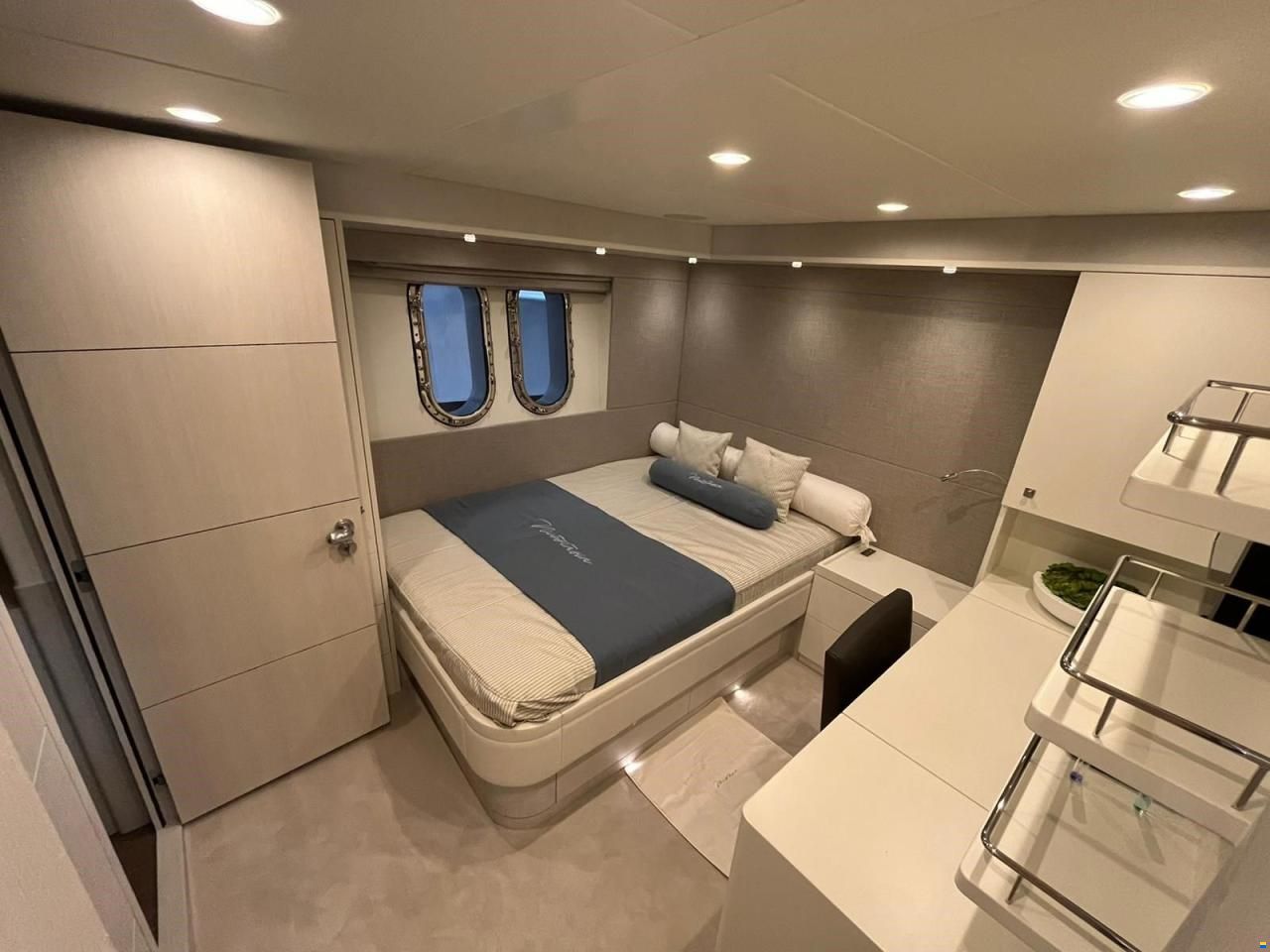Van der Valk 85
