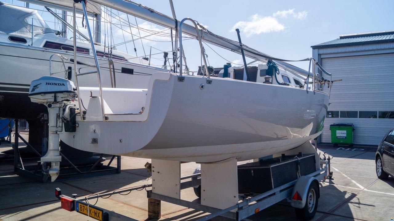 Mak 7 JG750