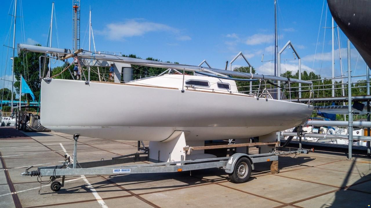 Mak 7 JG750