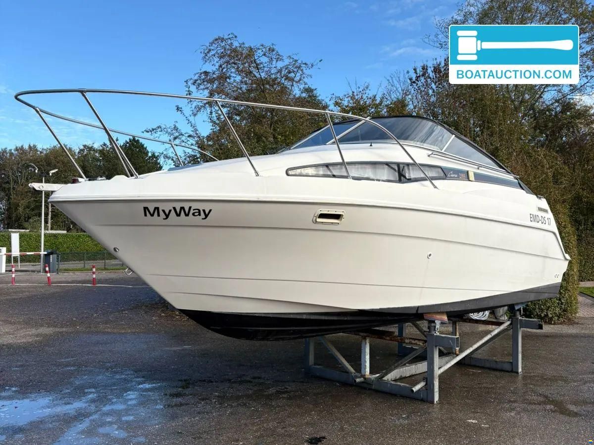 Bayliner 2355