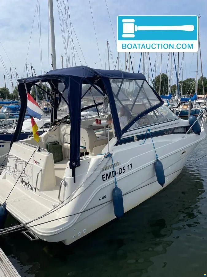 Bayliner 2355