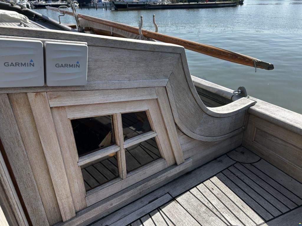 Lemsteraak Witte Eend - Roefuitvoering Hoek Design