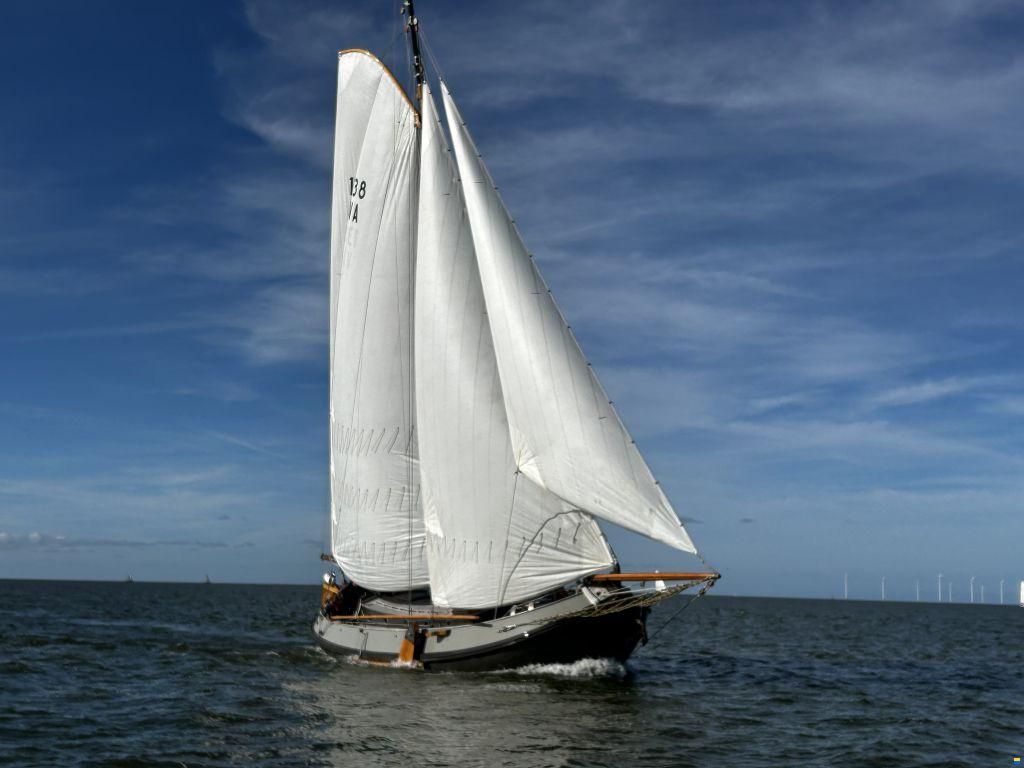 Lemsteraak Witte Eend - Roefuitvoering Hoek Design