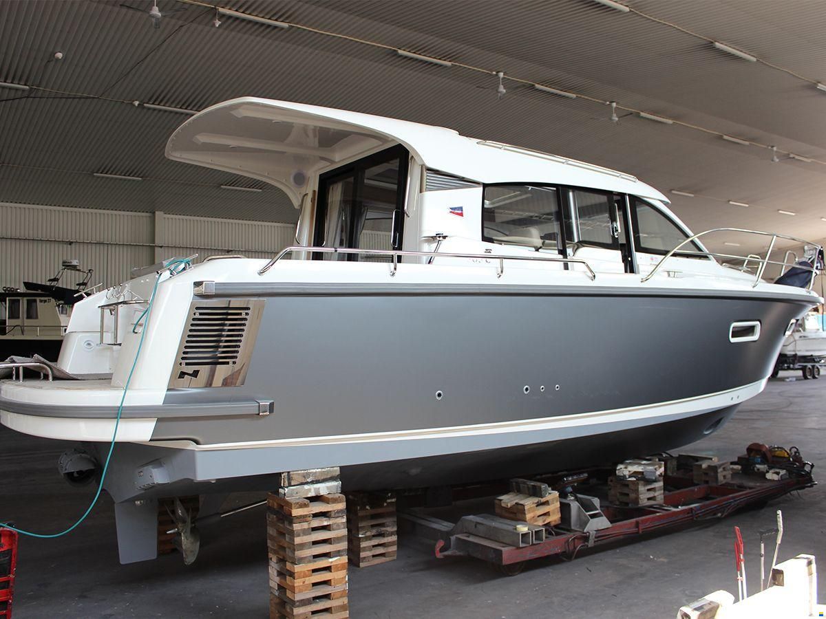 Nimbus 305 Coup&eacute;