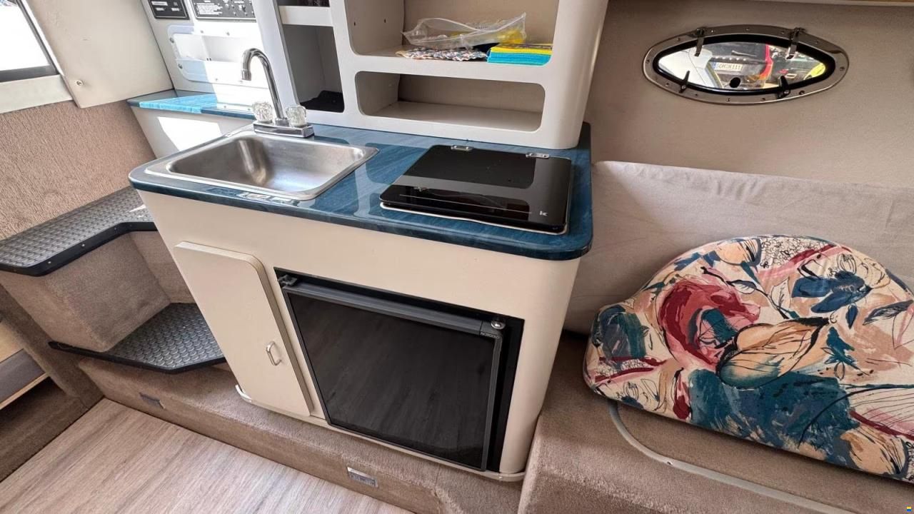 Crownline Crowliner 250cr