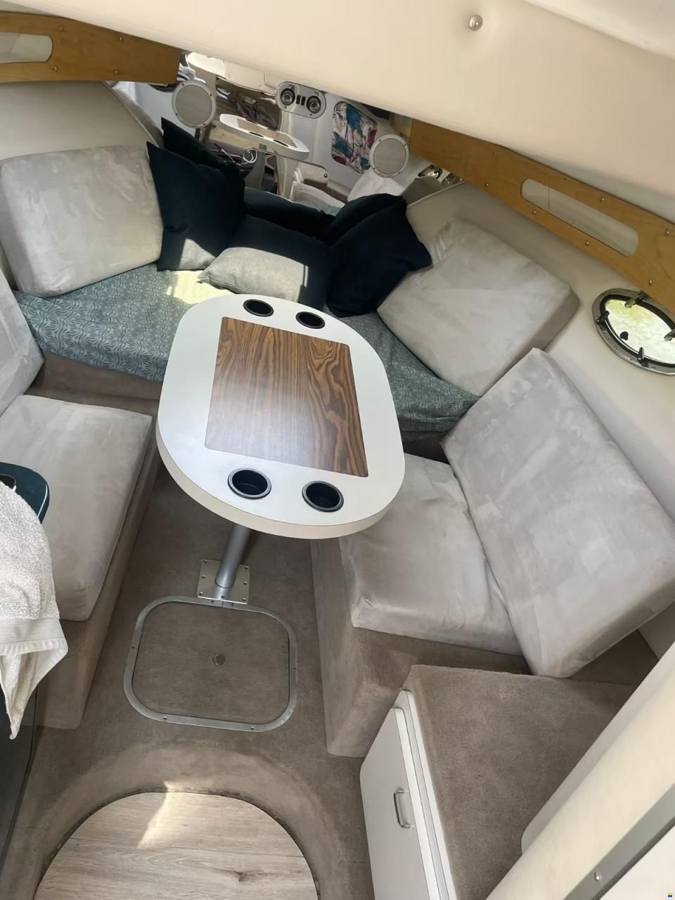 Crownline Crowliner 250cr