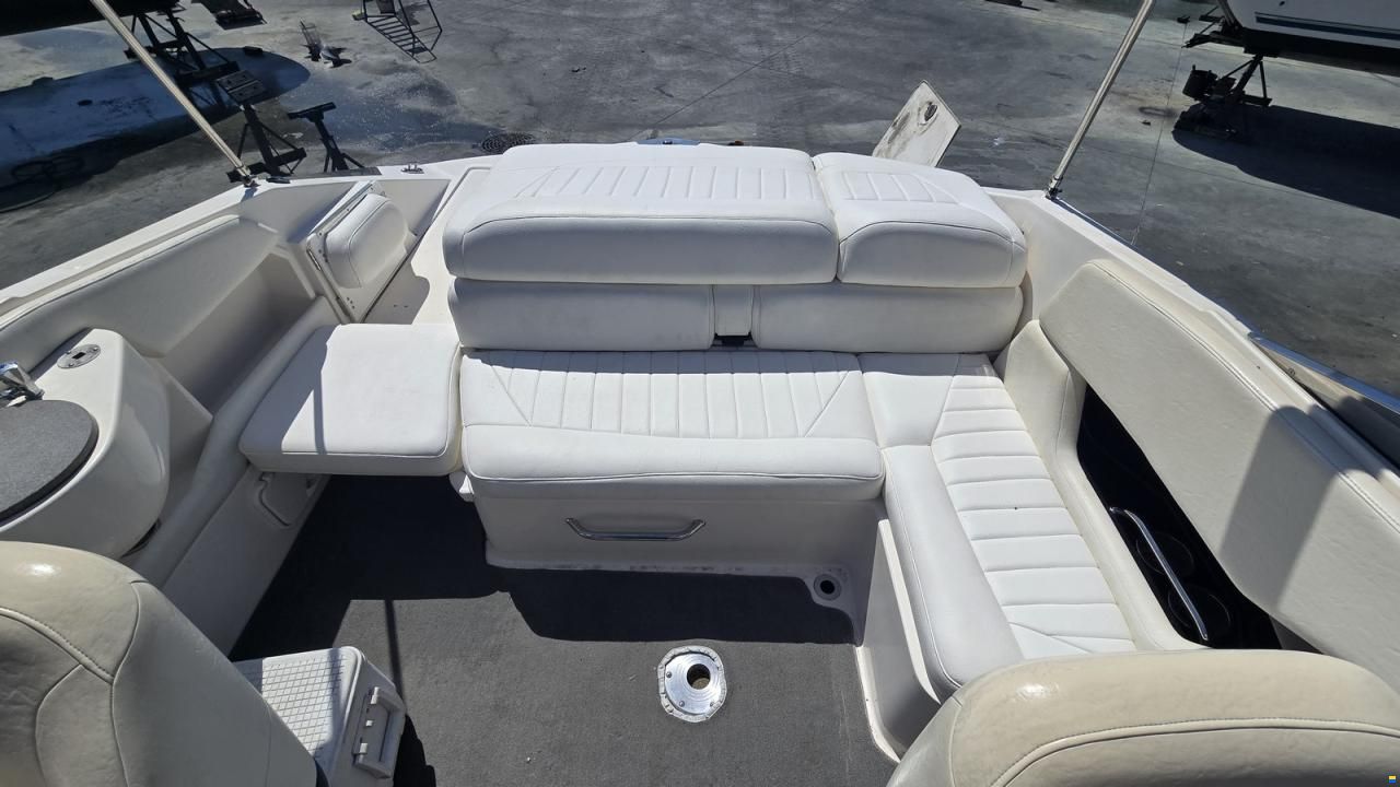 Regal 2250 cuddy