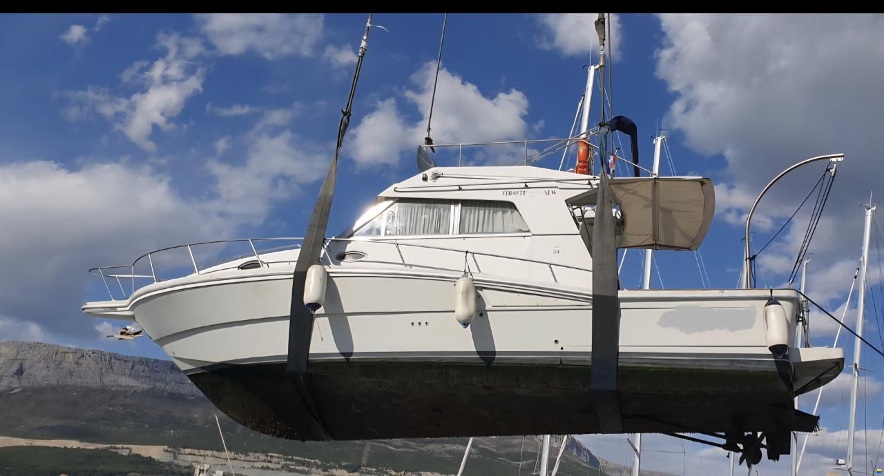Ferretti Fish/Altura 34