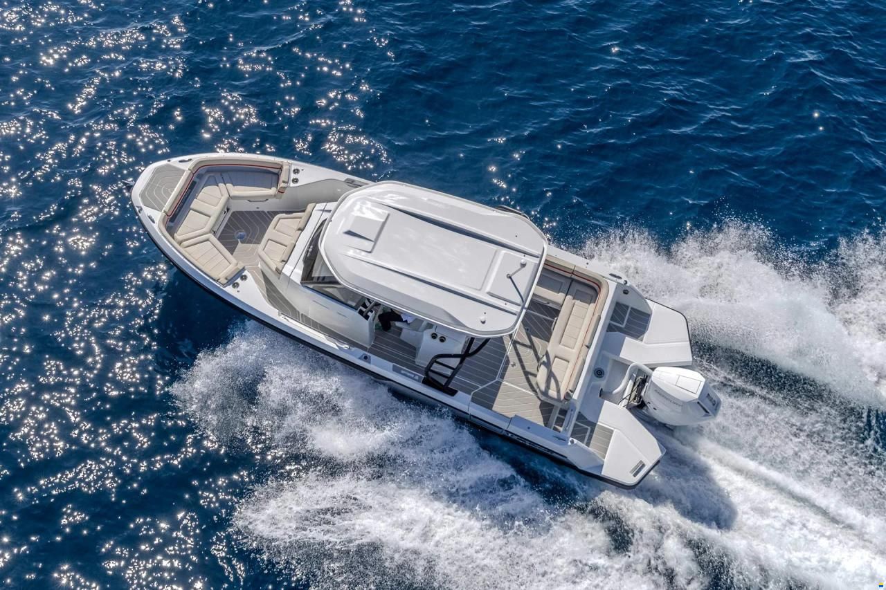 Wellcraft 28 T-Top