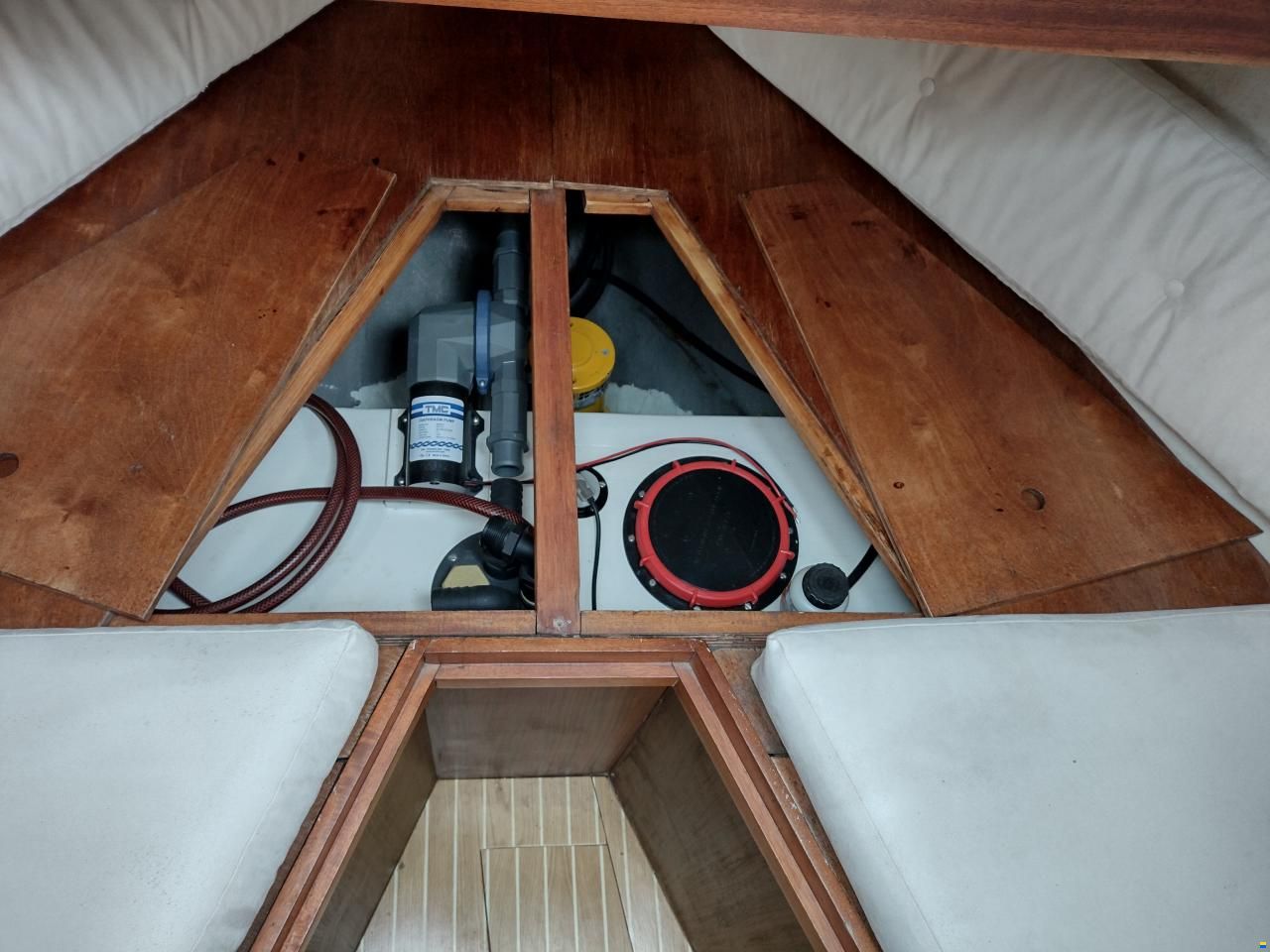 Siltala Nauticat 33