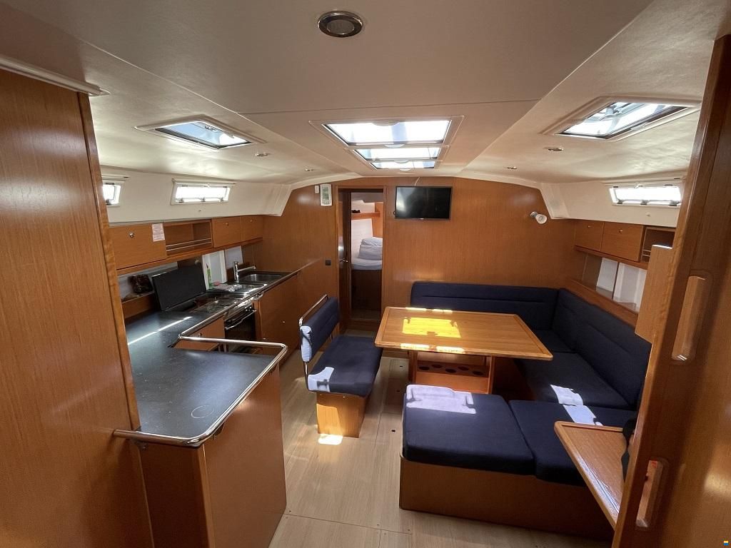 Bavaria CRUISER 45