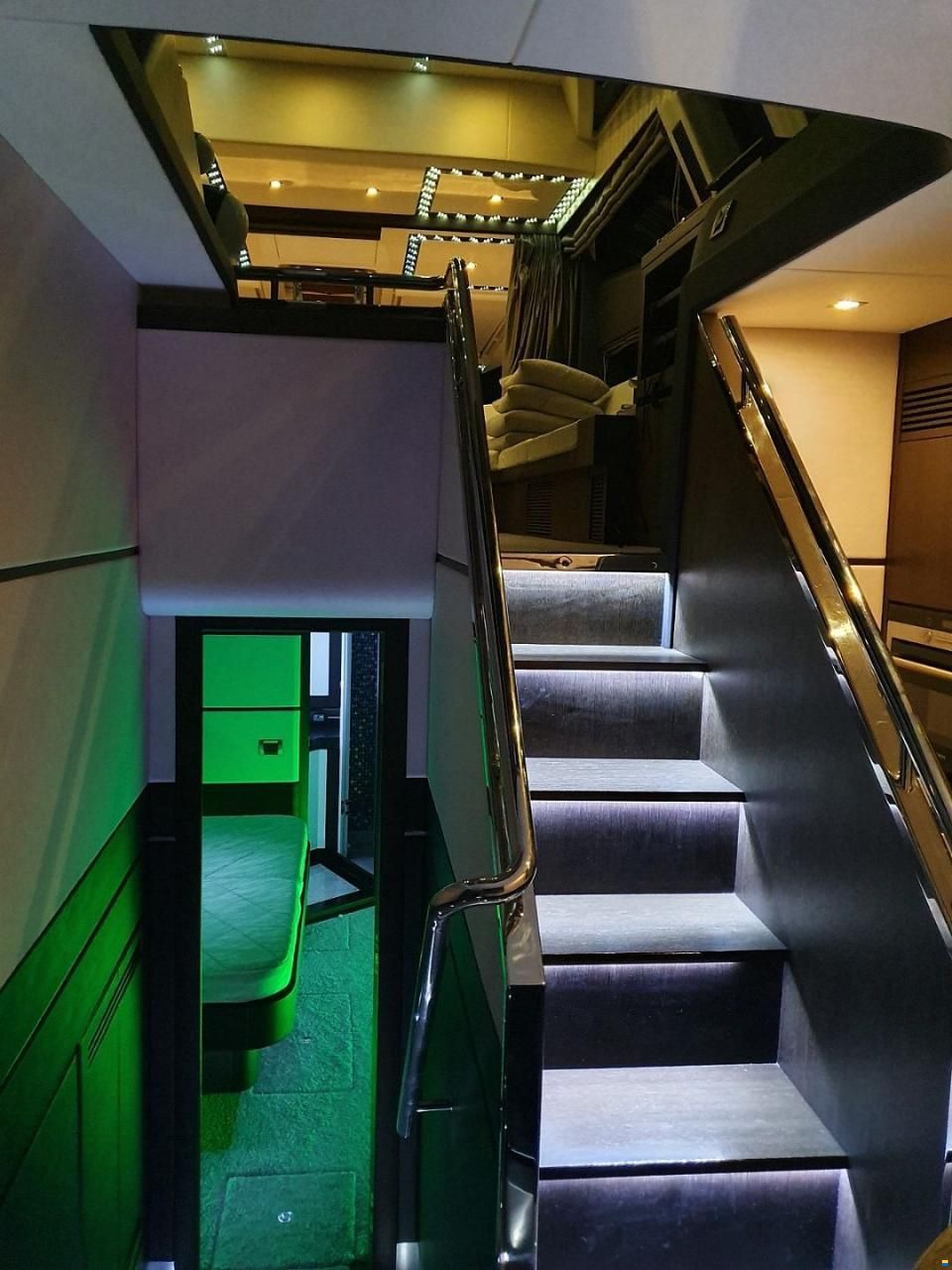 Galeon 700 Skydeck