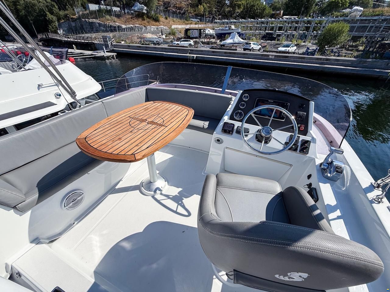 Beneteau Swift Trawler 34
