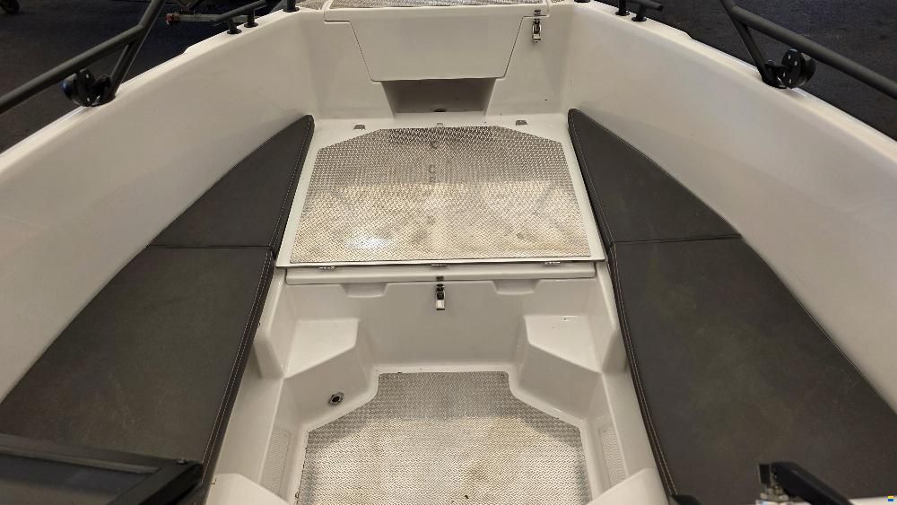 Falcon Boats Falcon BR7