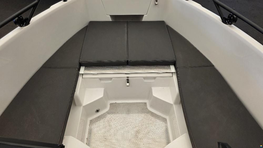 Falcon Boats Falcon BR7