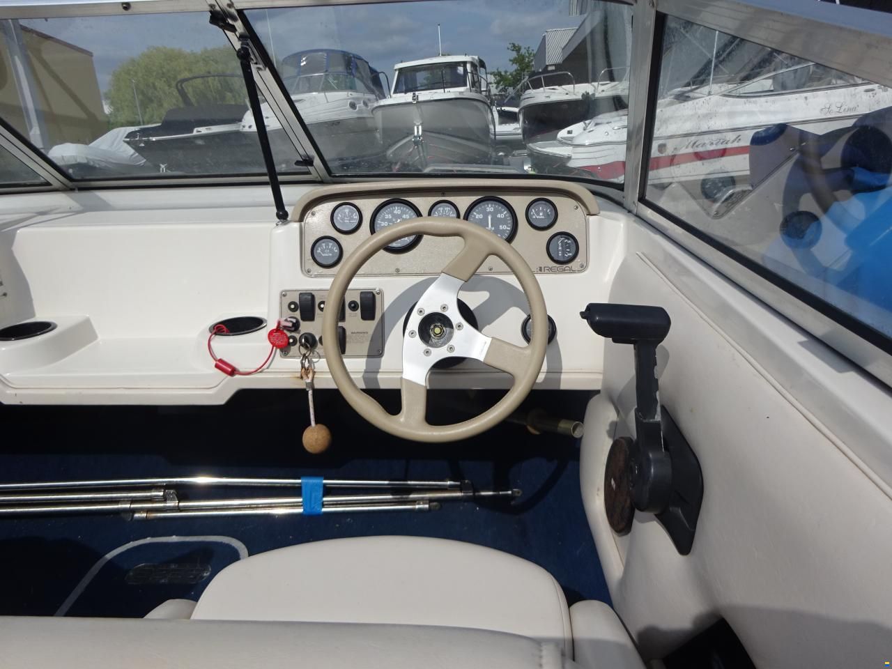 Regal 176