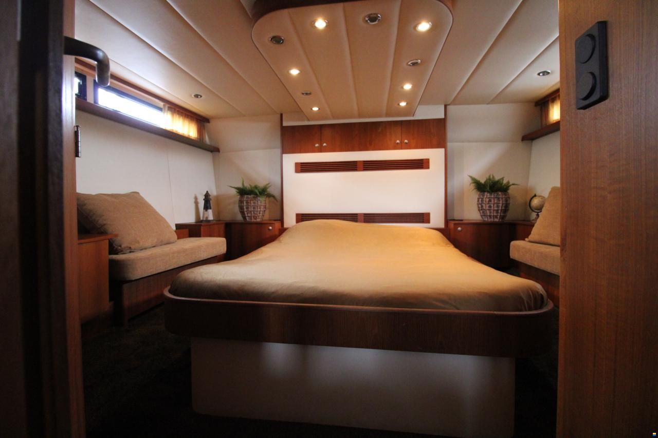 Valkkruiser Falcon 45 Challenger cabrio