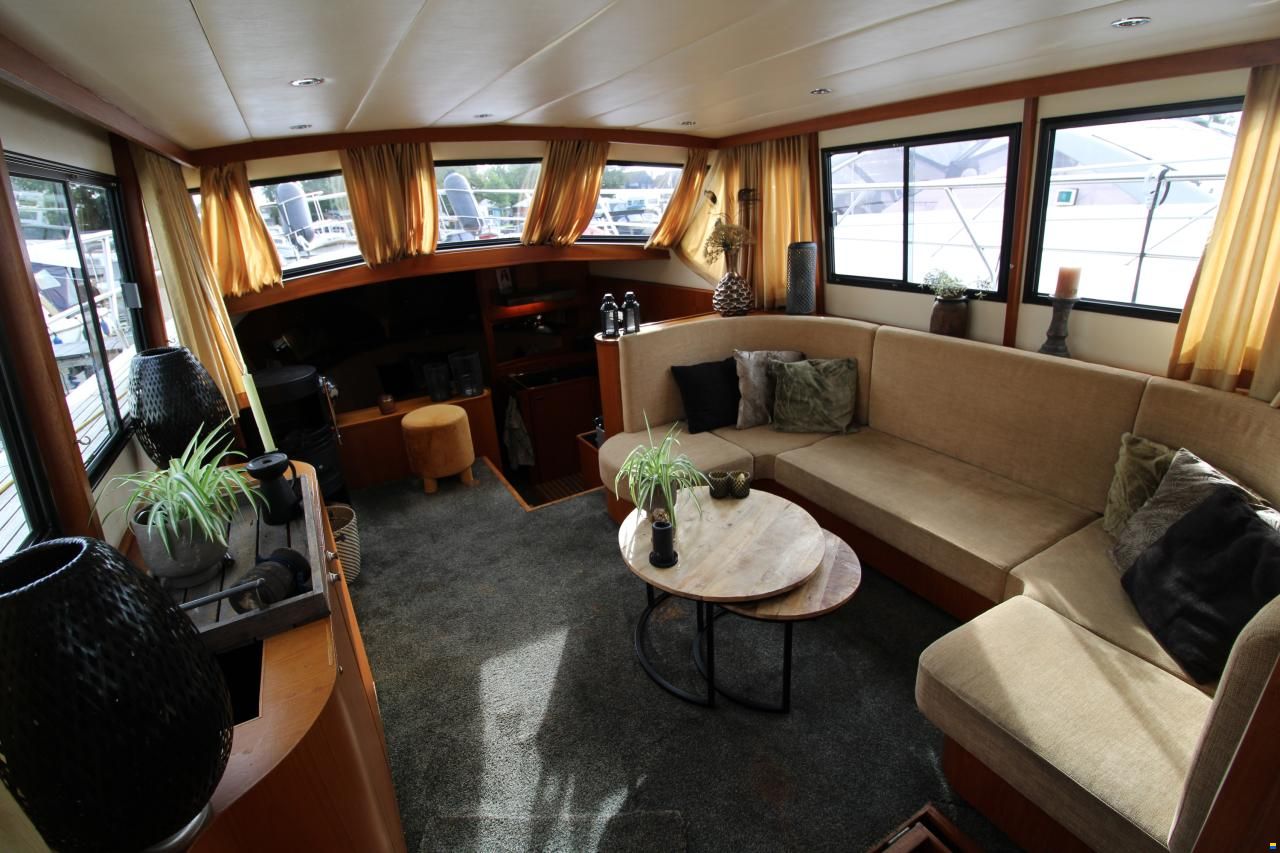 Valkkruiser Falcon 45 Challenger cabrio