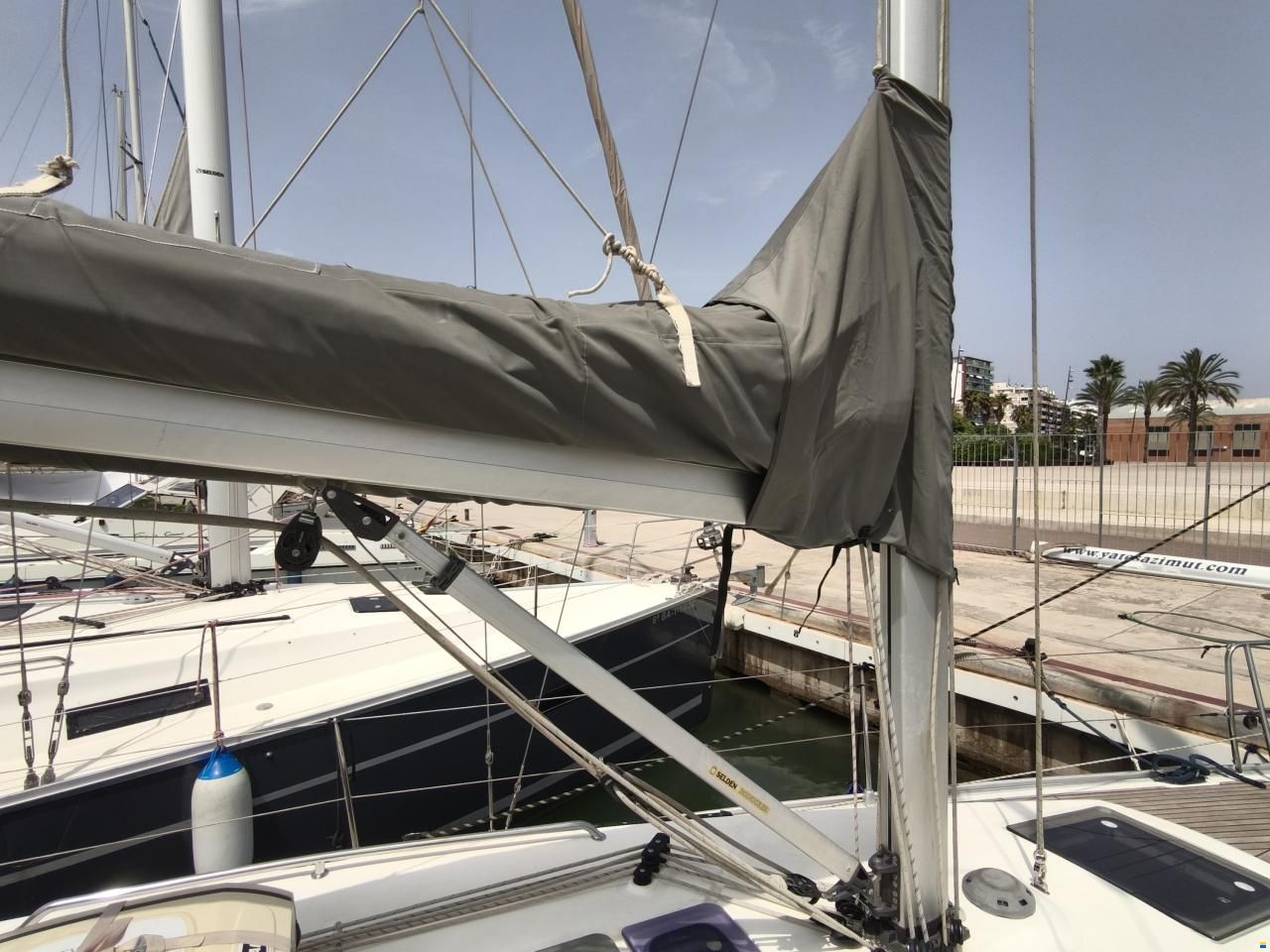Bavaria 34 cruiser